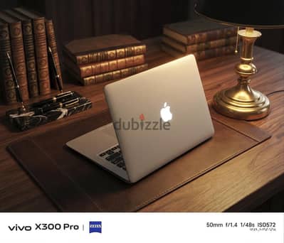 فرصه للبيع بأفضل سعر macbook Air 2015 مساحه 256 استخدام بسيط