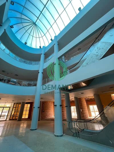 For rent shop 56 meters with Ac's in Sheikh Zayed, District 16, directly opposite Mazar Mall.