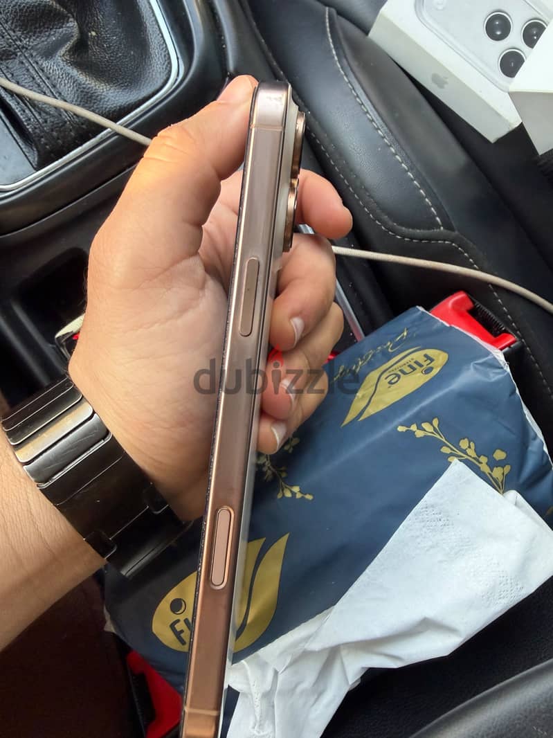 Apple - iPhone 16 Pro Max 1