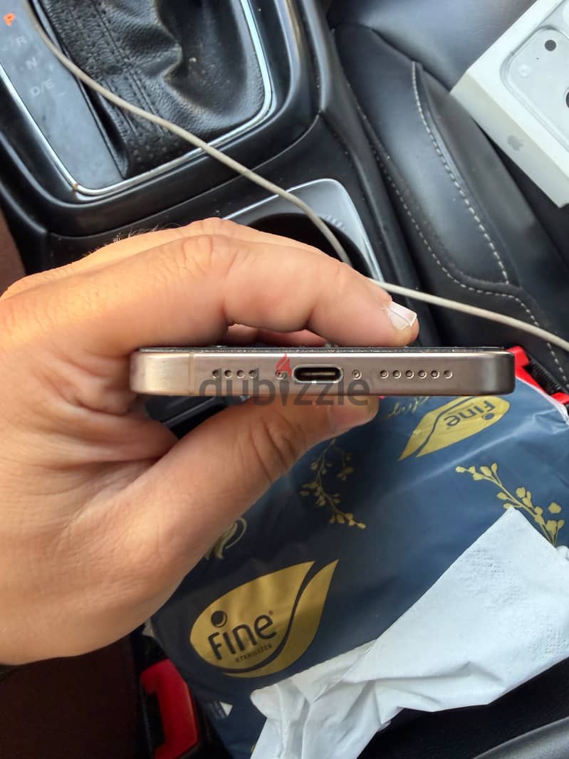 Apple - iPhone 16 Pro Max 4