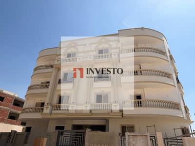 Apartment for sale, immediate delivery in Al Obour City, 201 meters, first floor, northern view, 3 rooms and 3 bathrooms