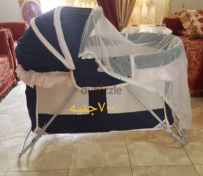 سرير اطفال