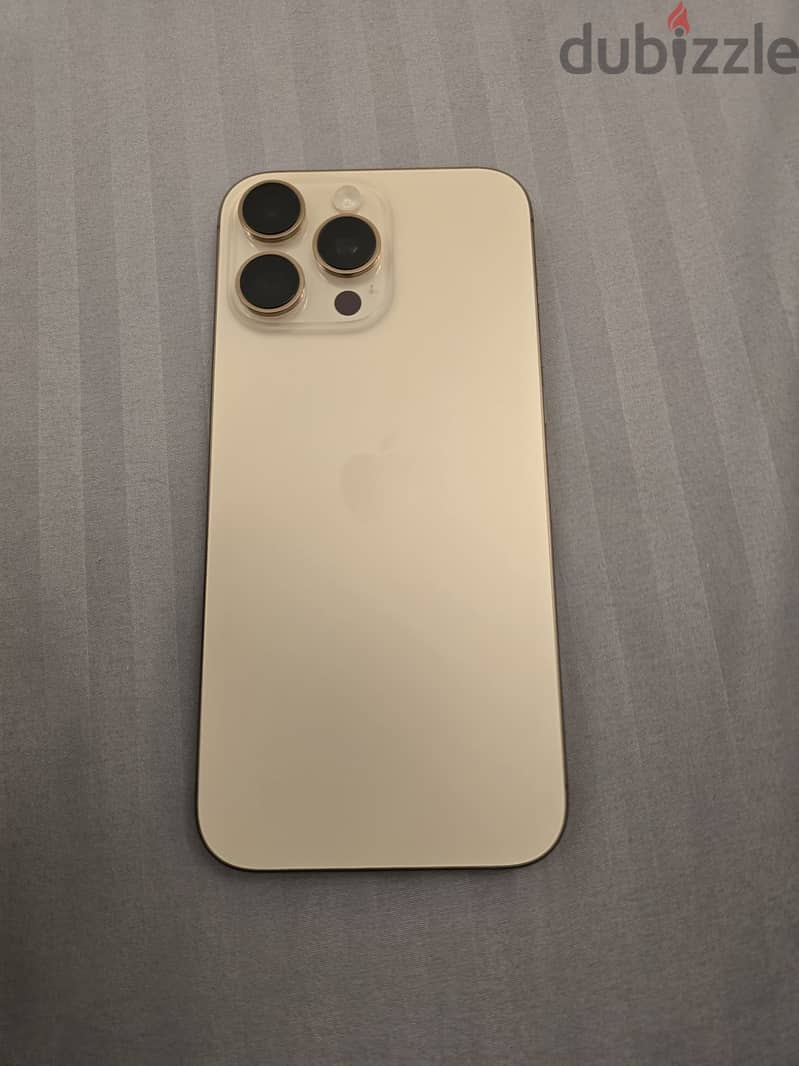 Apple - iPhone 16 Pro Max 3
