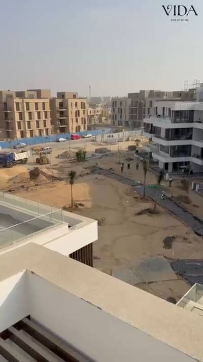 للبيع بنتهاوس 171 متر + روف 130 متر في نيو زايد كمبوند فاي سوديك استلام فوري