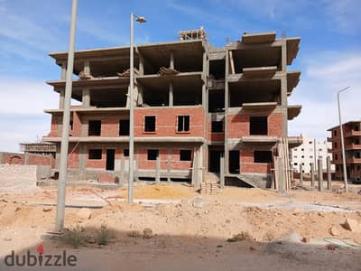 153m ground floor apartment with a 70m garden sea view in the 7th district next to the monorail & minutes from Al Ahly Club
