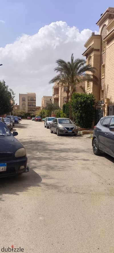 Duplex for sale at a bargain price in Al-Banafsaj Villas 10 with a garden view