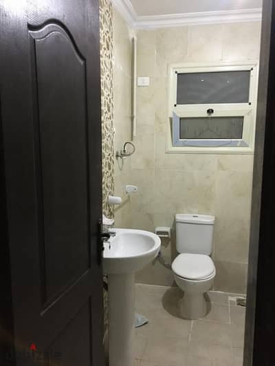 For sale in Al-Dar Misr, Al-Qarnfal 140m, three bedrooms and three bathrooms