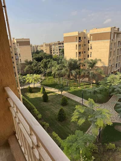 Apartment for sale cash in Madinaty 96 m B7 price a steal