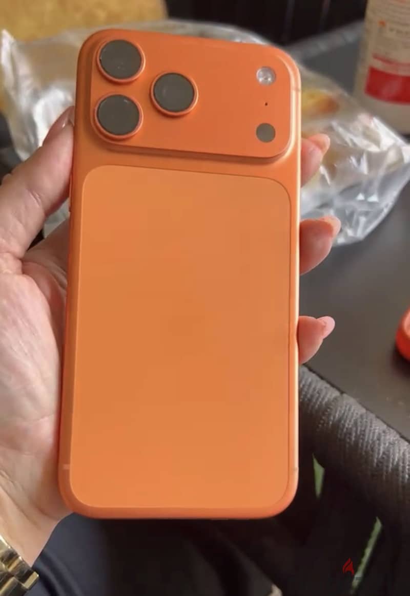 Apple - iPhone 17 Pro Max 2