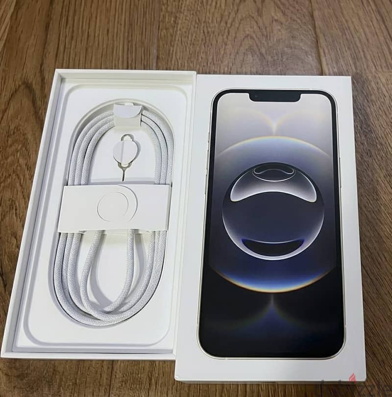 Apple - iPhone 16e 5