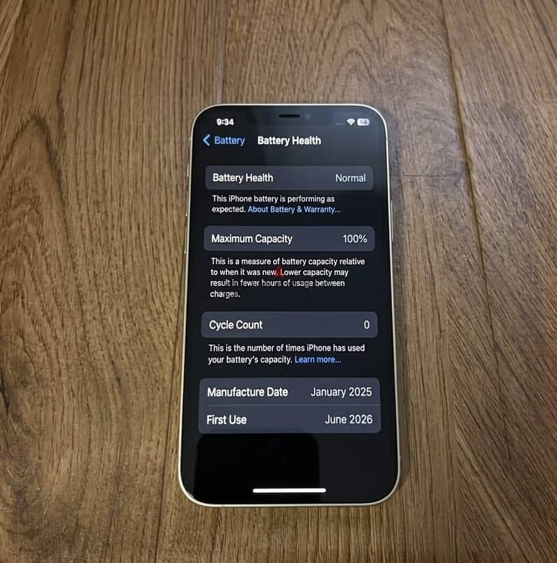 Apple - iPhone 16e 6