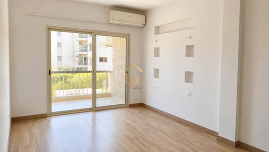 Apartment for rent at The Address west Zayed
