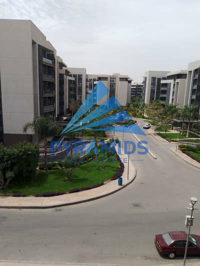 For Sale – Prime Apartment in Privado, Madinaty  A great opportunity to own a ready-to-move-in apartment in one of the most prestigious and calm commu