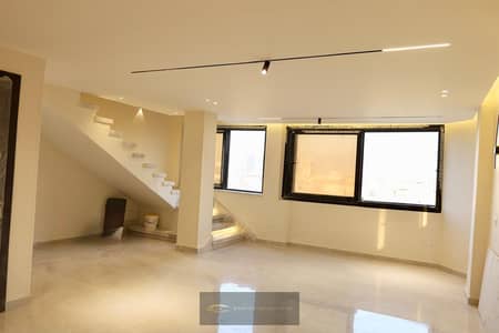 Luxury penthouse for sale in the heart of Sheikh - ultra super luxe finishing first use with open view