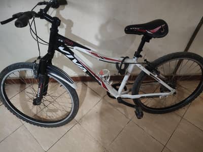 عجله viva gift 26 خامتها نظيفه جدا سرعات