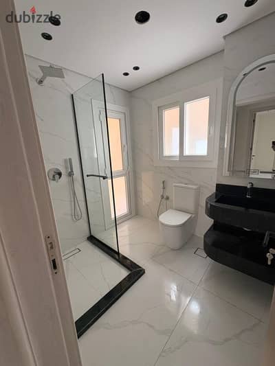 Apartment for sale in Madinaty, first occupancy next to services b7