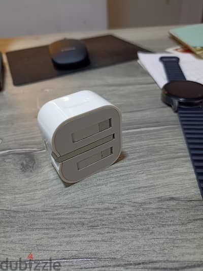 شاحن ايفون iPhone charger