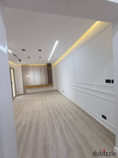107m² apartment for sale in Madinaty (B2); ultra-super-lux finish.