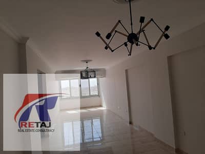 فرصه بسعر لا يقارن امتلك شقه شارع رئيسي بتسيلات