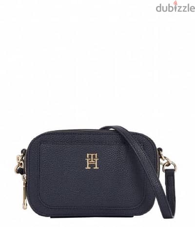 Tommy Hilfiger camera crossbody bag with tags