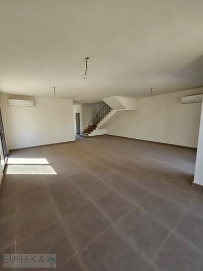 Townhouse for Rent in Al Burouj Compound – 300 sqm