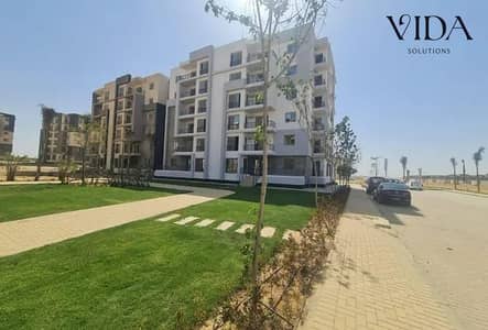 For sale: a 350 sqm  duplex in a prime location inside Terrace Compound, located in one of the most prestigious areas of Sheikh Zayed.