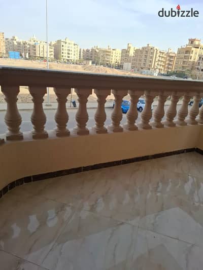 شقه للايجار اول سكن 4 غرف بالتجمع الاول