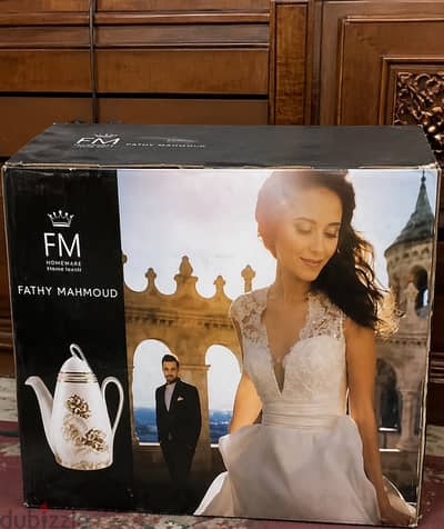 طقم صيني فتحي محمود FM Luxury Collection – 124 قطعة – جديد بالكرتونة