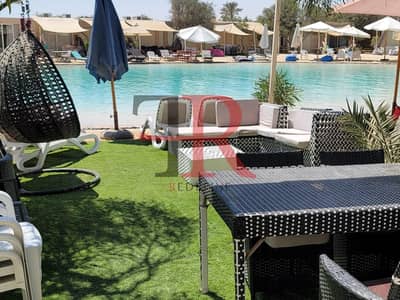 كابينة للبيع بإطلالة مباشرة على اللاجون في هاسيندا باي، الساحل الشمالي، سيدي عبد الرحمن.
