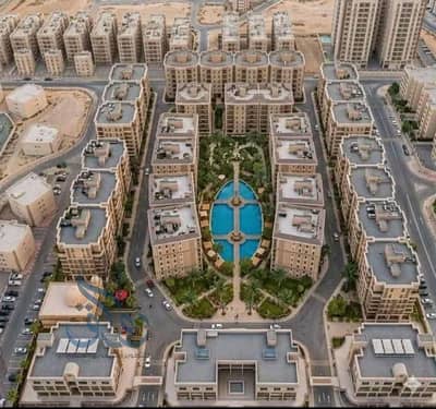 شقة فاخرة للبيع في ارقي مناطق حدايق اكتوبر  بالقرب من كمبوند كنز. تاني نمره من طريق الفيوم