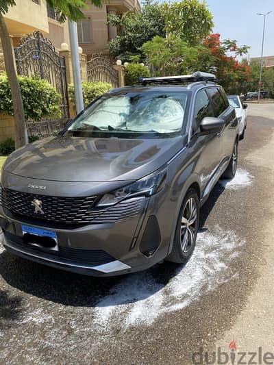 Peugeot 5008 2021