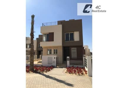 Standalone villa for sale 255 m Type M under market price ready to move prime location open view of landscape in Palm Hills New Cairo