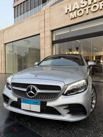 Mercedes-Benz C200 2023