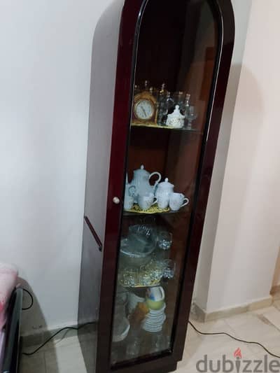 نيش خشب زان بحالة ممتازة