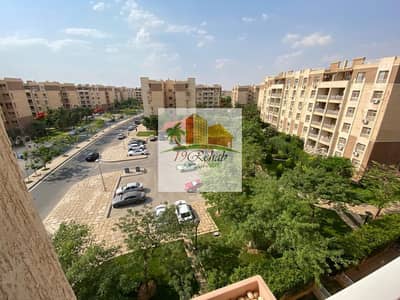 للإيجار بمدينتي مفروش - 82 متر  دور رابع - وايد جاردن + شارع فيو مفتوح  بموقع مميز  امام خدمات B7 مباشرة
