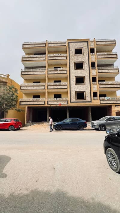 شقة للبيع من المالك مباشرة في حدائق الاهرام البوابة الرابعة استلام فوري