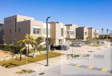 Townhouse for Sale By Installments in The Crown Palm Hills 6th of October Golf Extension Golf Views