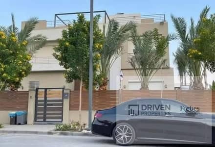 فيلا مستقلة Type 3M للبيع بالتقسيط في ذا كراون بالم هيلز 6 أكتوبر جولف إكستنشن جولف فيوزThe Crown Palm Hills 6th of October