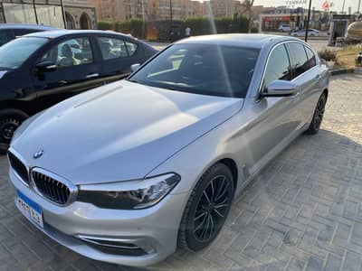 بي ام دبليو 520 2018