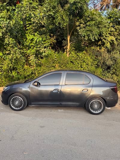 RENAULT LOGAN 2019