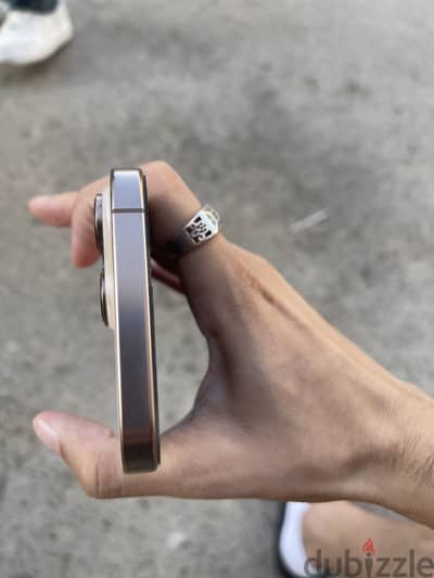 Apple - iPhone 16 Pro Max