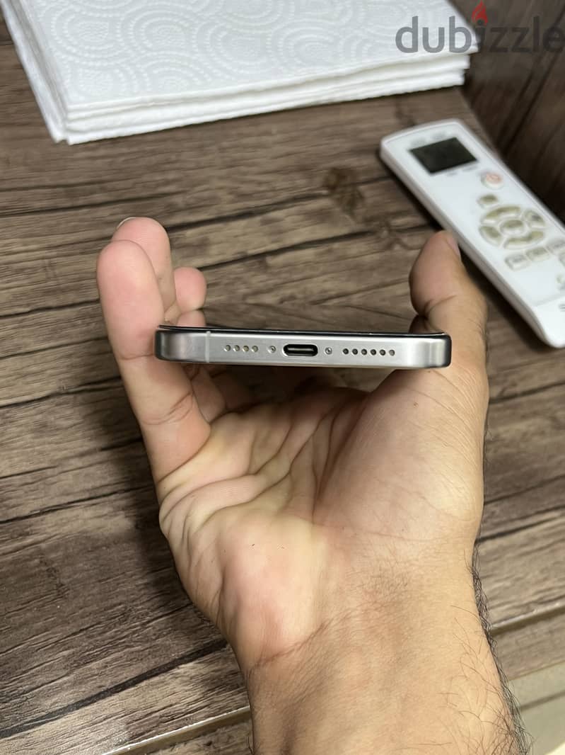 Apple - iPhone 15 Pro Max 3