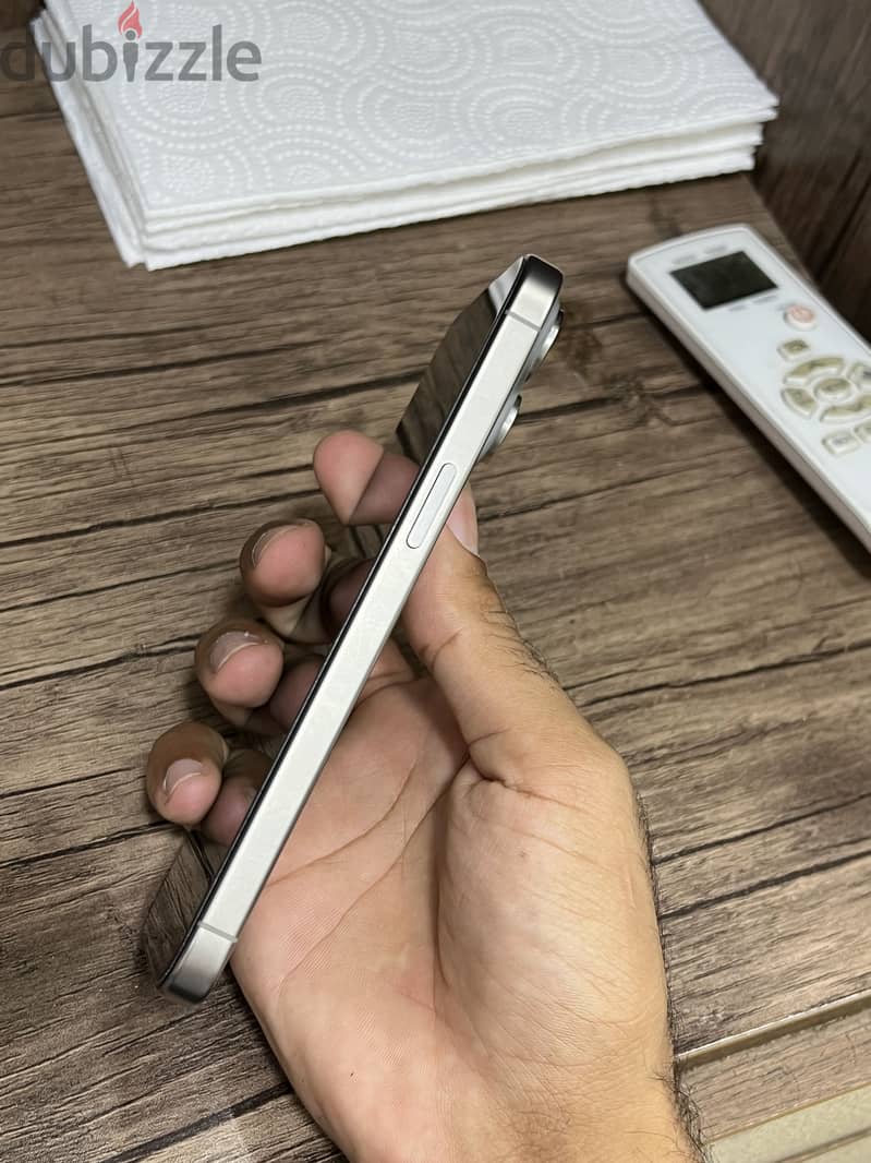 Apple - iPhone 15 Pro Max 5