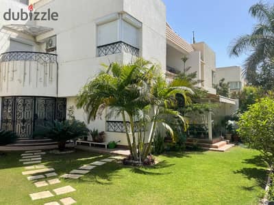 Townhouse villa for sale great price ready to move in super lux finishing 3 bedrooms 180 sqm model G in Al Rehab 1 villas - New Cairo