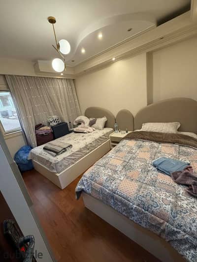 A fully serviced apartment with premium super-luxury finishes and a beautiful garden view. 