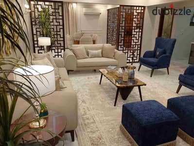 شقة فندقيه مفروشة تشطيب فندقي قرب فندق سفير ميدان المساحه للايجار اليومي والشهري للعائلات