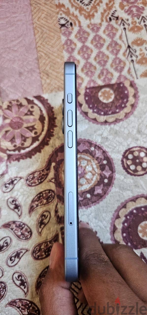 Apple - iPhone 17 2