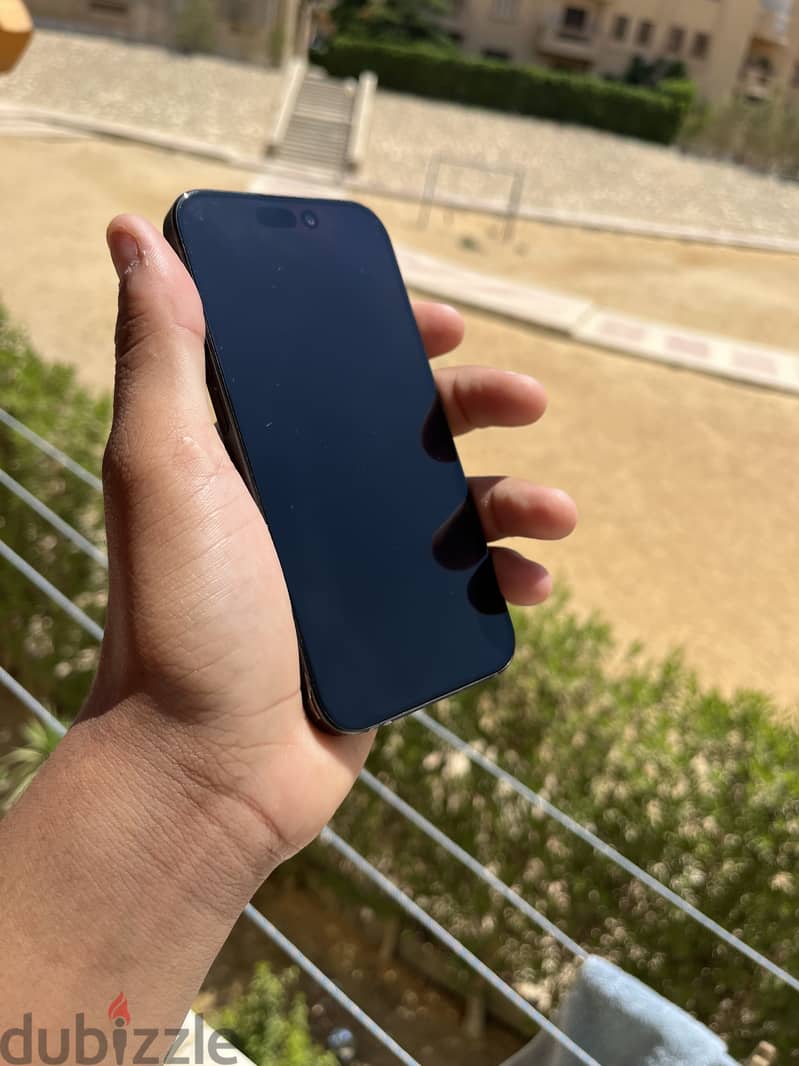 Apple - iPhone 15 Pro 4