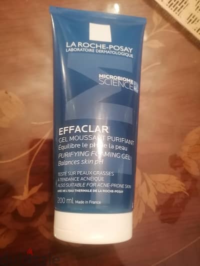 غسول الوجه Laroche Posay
