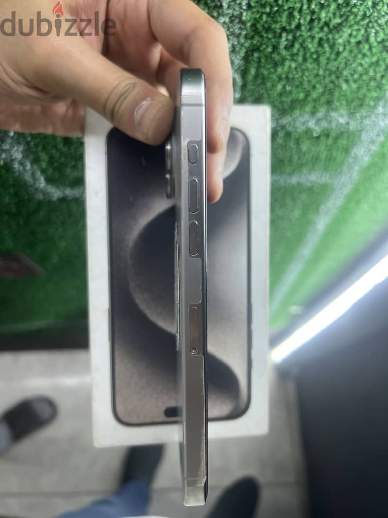 Apple - iPhone 15 Pro Max 3